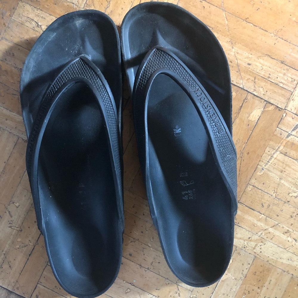 Black Birkenstock's